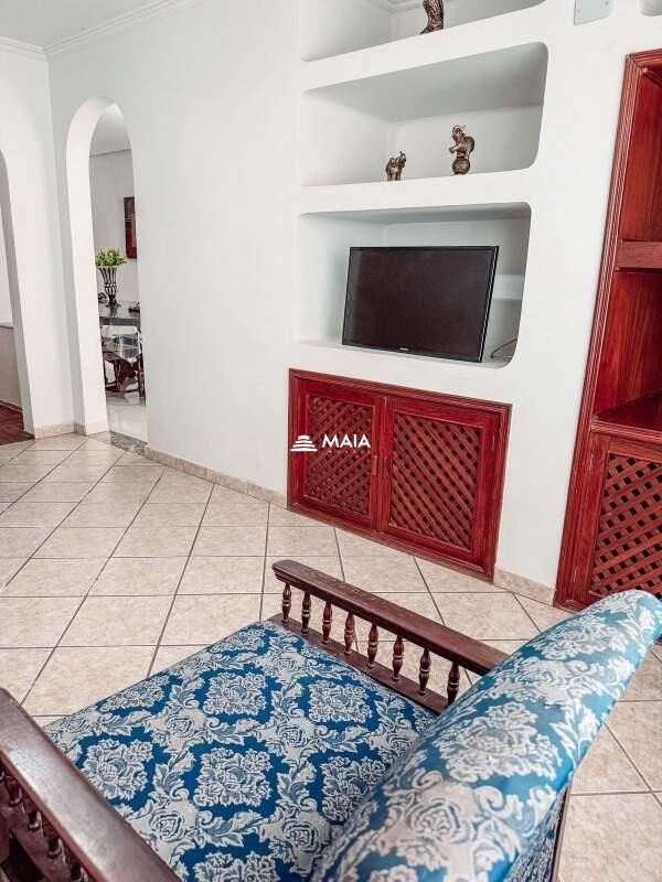 Casa à venda no bairro Estados Unidos