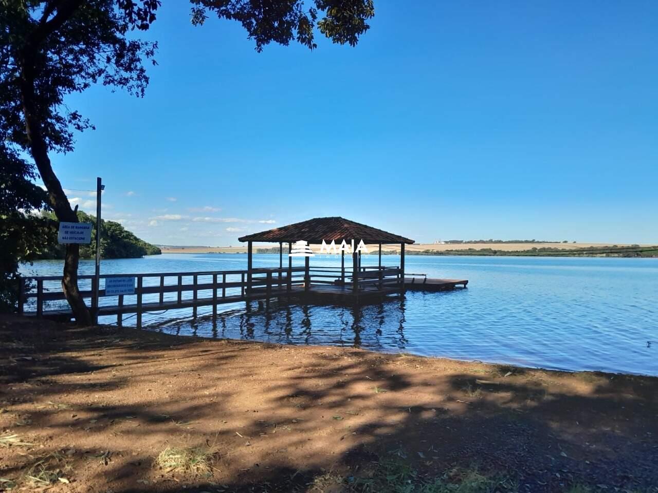 Terreno/Área à venda no Poncianos: 