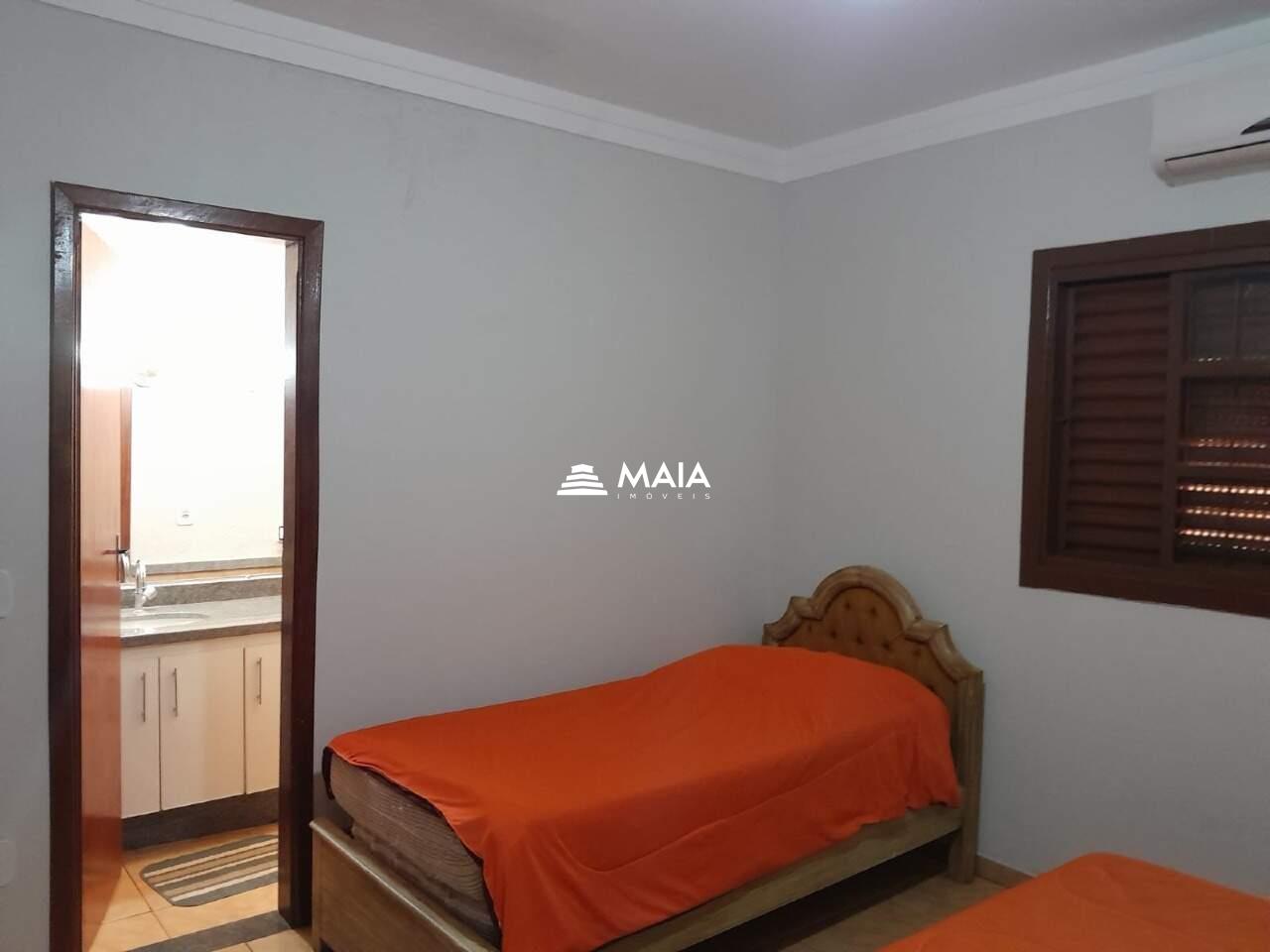 Terreno/Área à venda no Poncianos: 