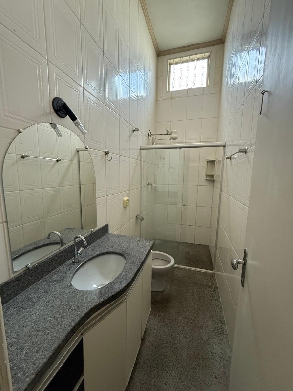 Casa à venda no Parque das Américas: 