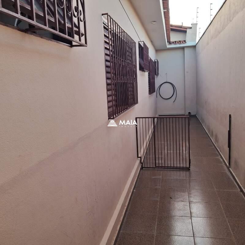 Casa à venda no Conjunto Costa Telles I: 