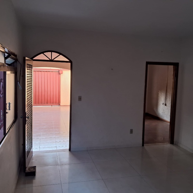 Casa à venda no Conjunto Costa Telles I: 