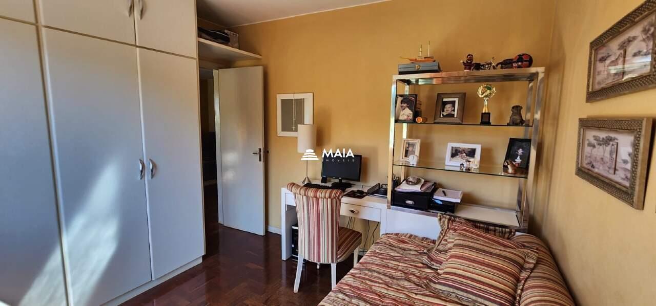 Casa à venda no Vila Militar: 