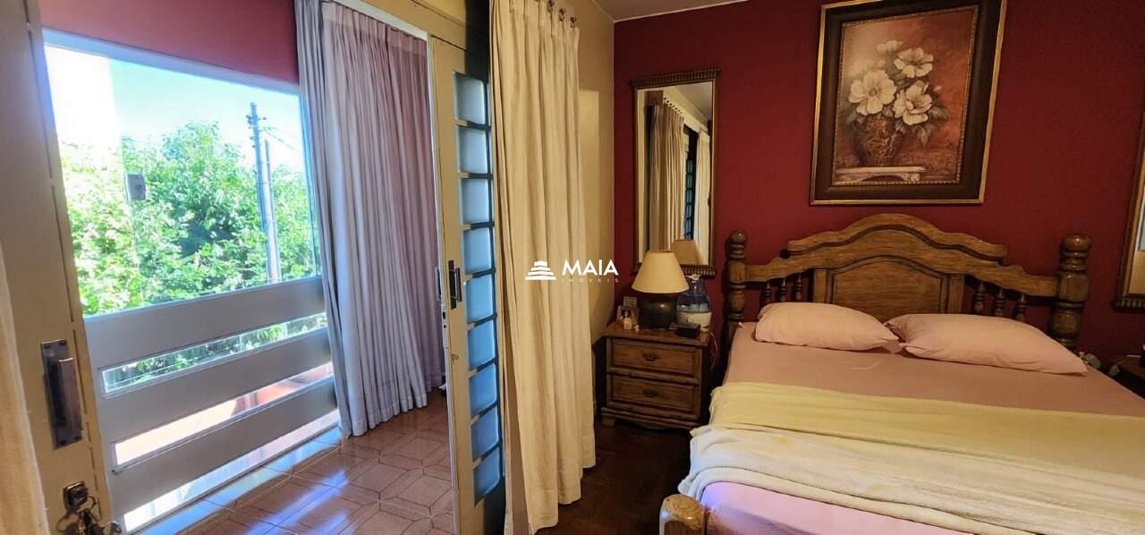 Casa à venda no Vila Militar: 