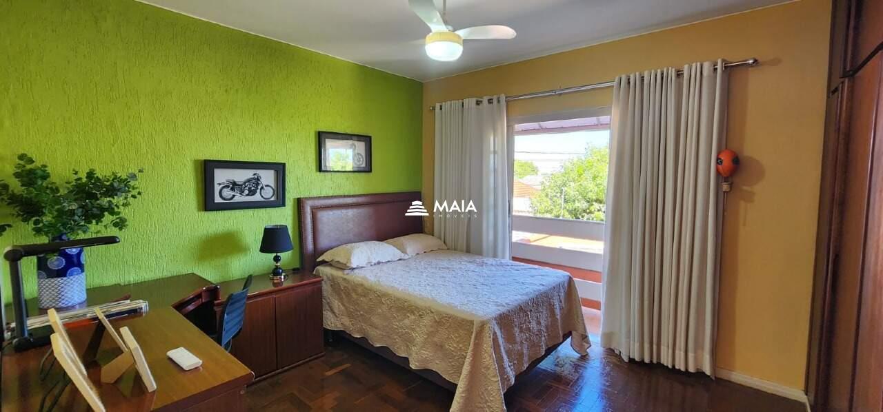 Casa à venda no Vila Militar: 