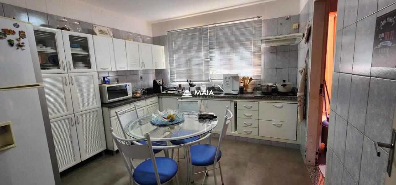 Casa à venda no Vila Militar: 