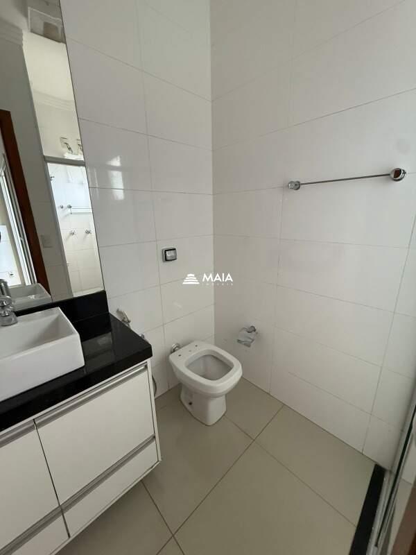 Apartamento à venda no Santa Maria: 