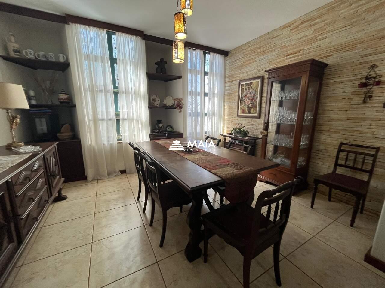 Casa à venda no Jardim Induberaba: 