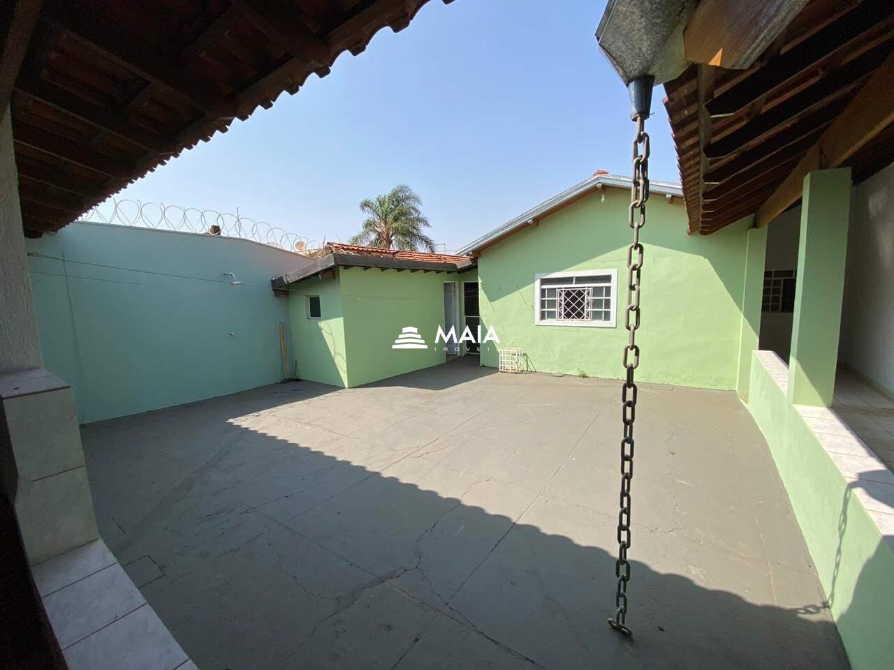 Casa à venda no bairro Valim de Melo