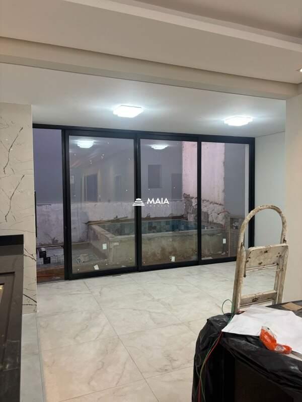 Casa de Condomínio à venda no Estância dos Ipês: 