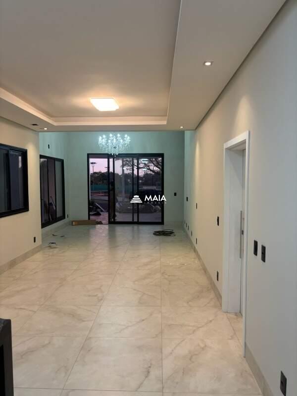 Casa de Condomínio à venda no Estância dos Ipês: 