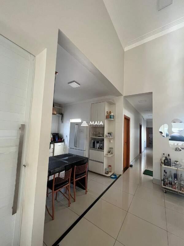 Casa de Condomínio à venda no Estância dos Ipês: 