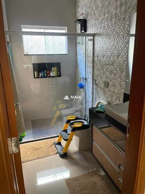 Casa à venda no Jardim do Lago: 