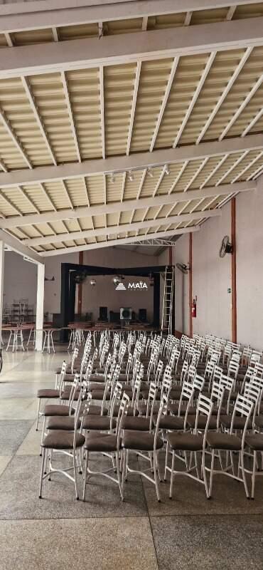 Galpão à venda no Manoel Mendes: 