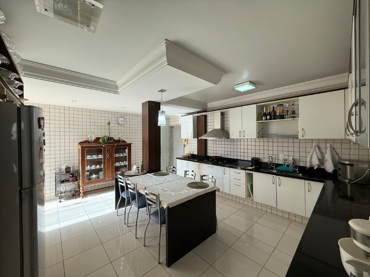 Casa à venda no Mercês: 