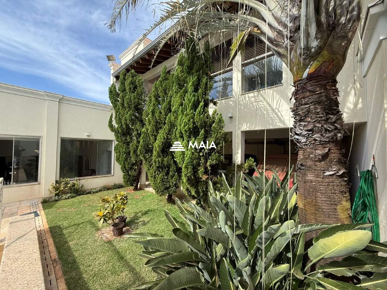 Casa à venda no Mercês: 