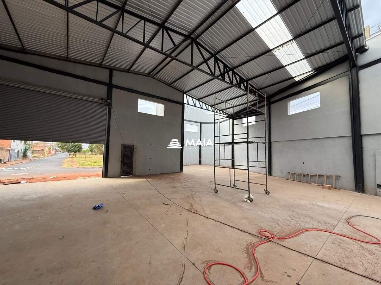 Galpão à venda no Jardim Espanha: 