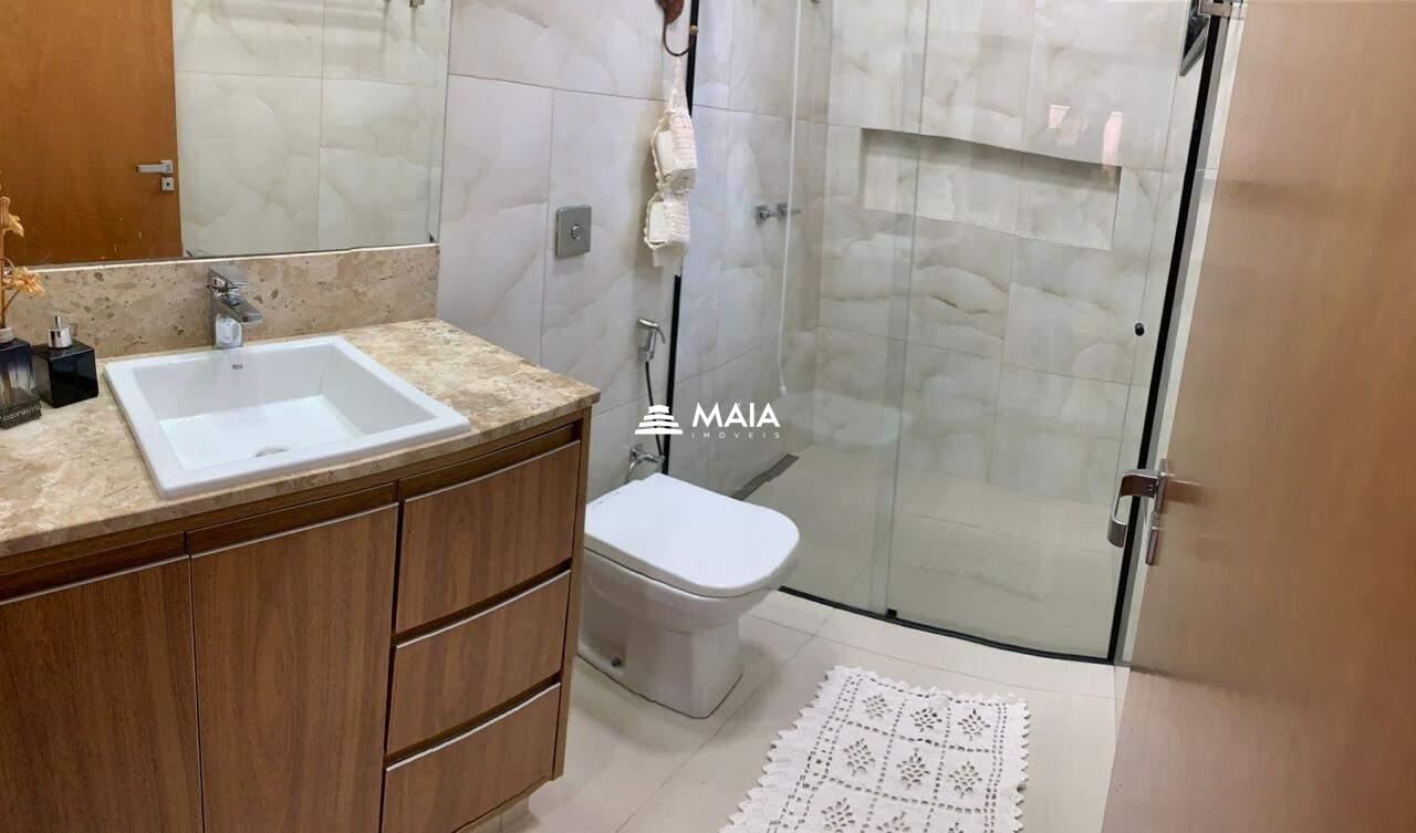 Casa de Condomínio à venda no Estância dos Ipês: 