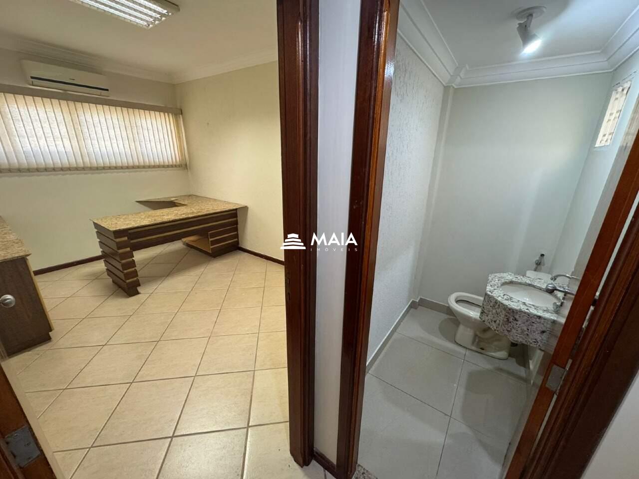 Comercial à venda no Santa Maria: 