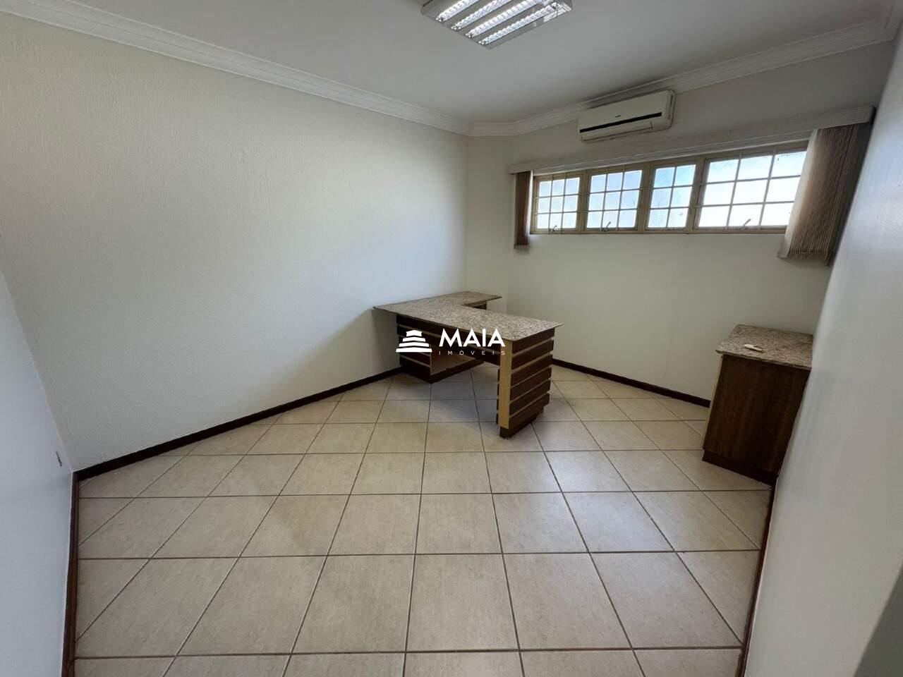 Comercial à venda no Santa Maria: 