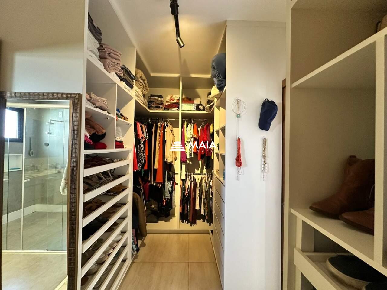 Casa de Condomínio à venda no Estância dos Ipês: 