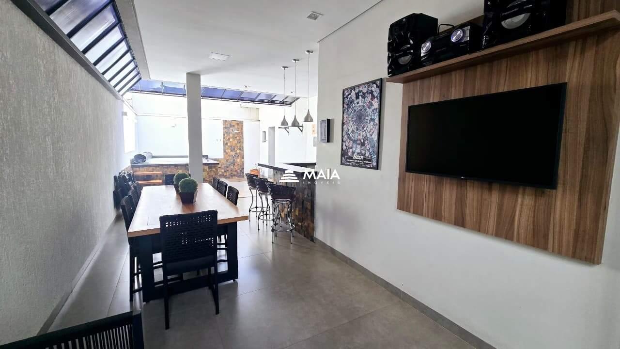 Casa de Condomínio à venda no Estância dos Ipês: 