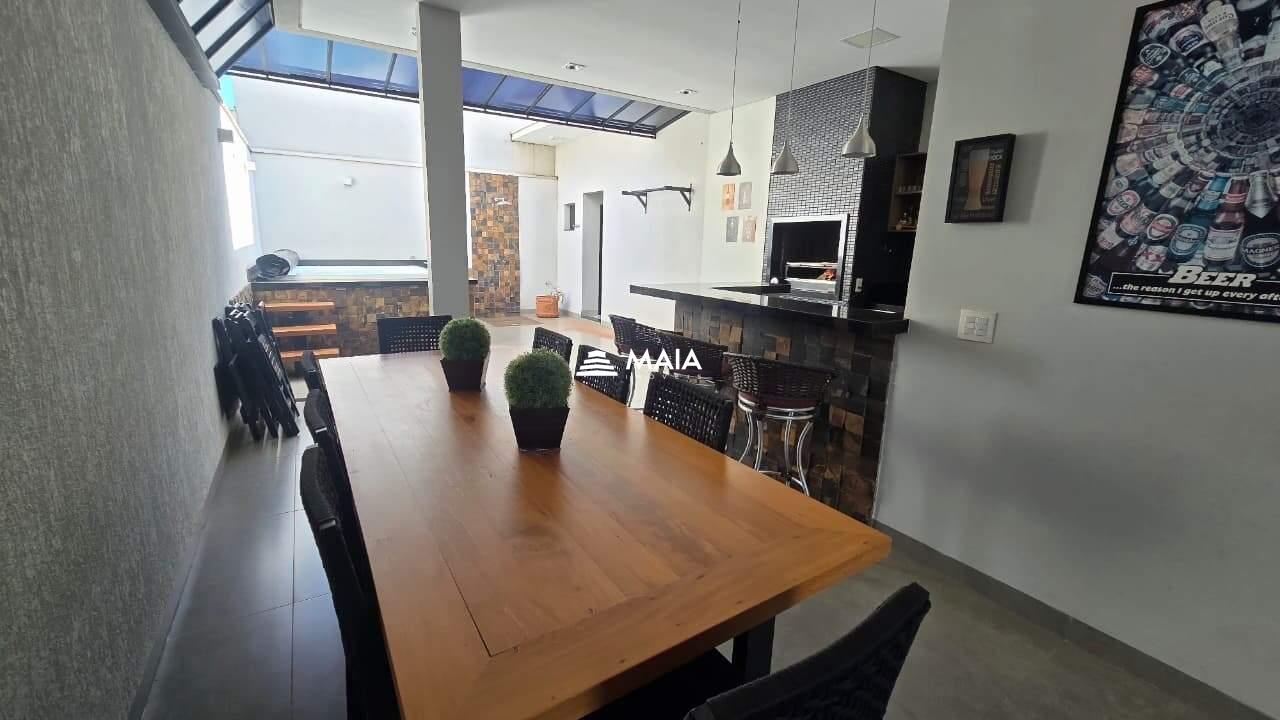 Casa de Condomínio à venda no Estância dos Ipês: 