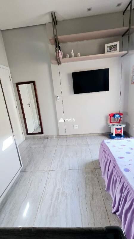 Casa de Condomínio à venda no Estância dos Ipês: 