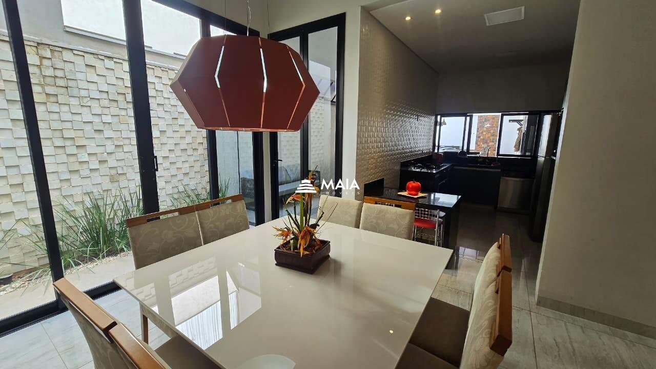 Casa de Condomínio à venda no Estância dos Ipês: 