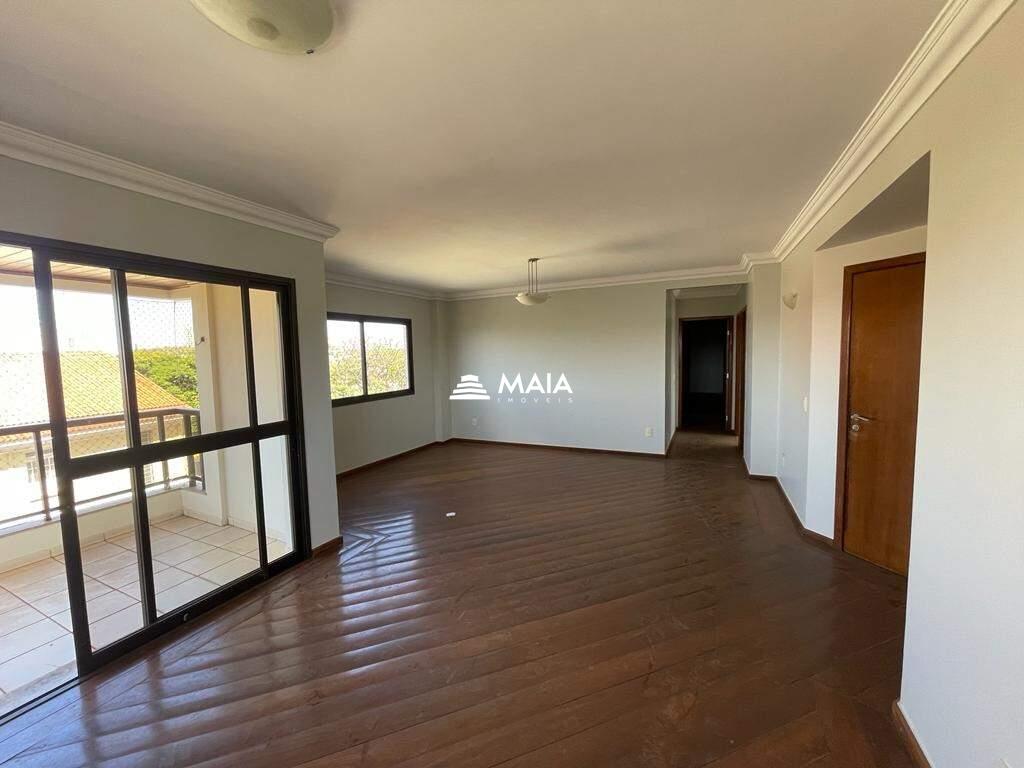 Apartamento à venda no Mercês: 