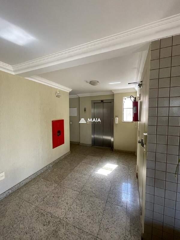 Apartamento à venda no Mercês: 