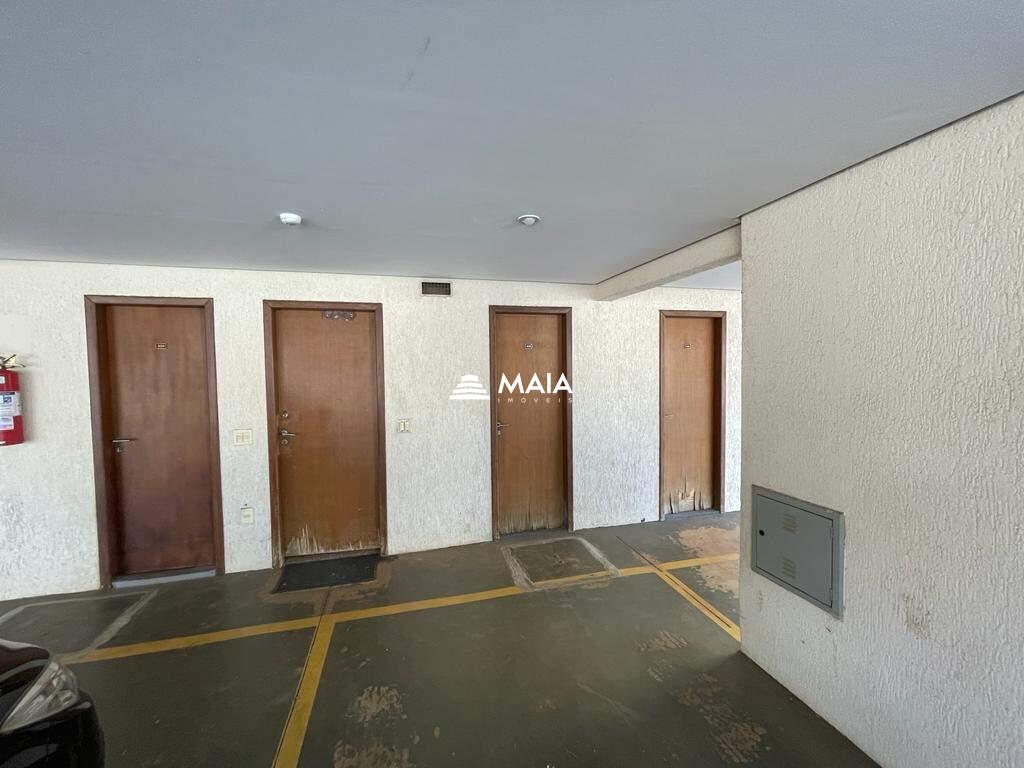 Apartamento à venda no Mercês: 