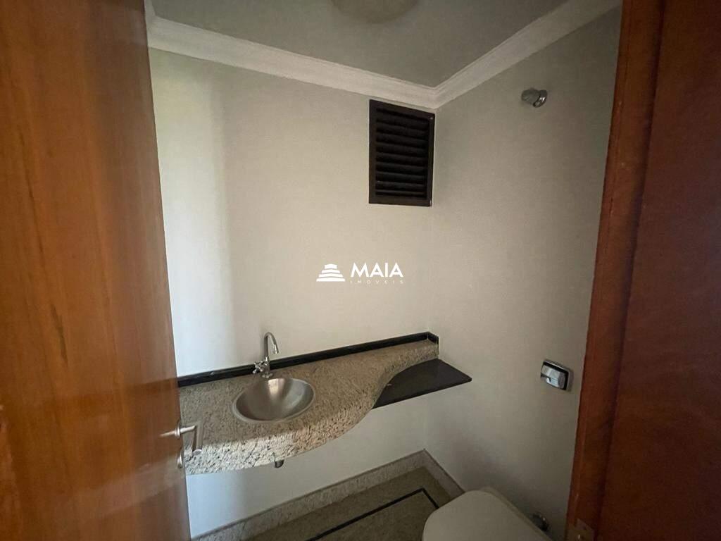 Apartamento à venda no Mercês: 