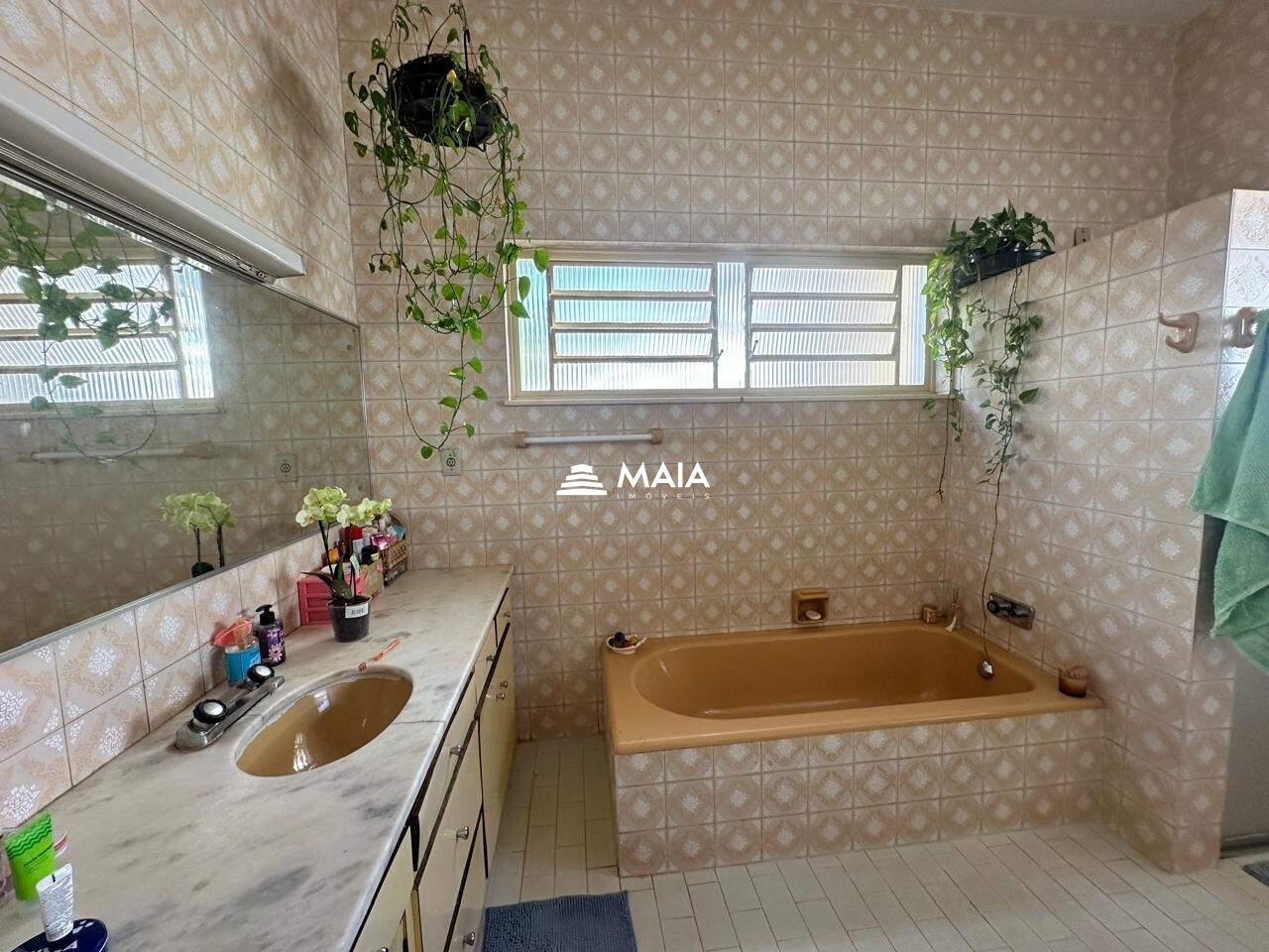 Casa à venda no Centro: 