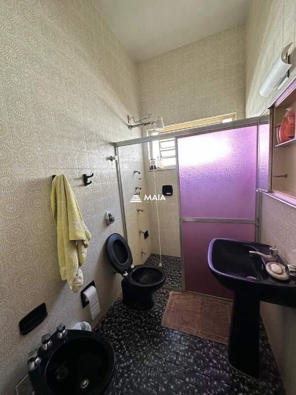 Casa à venda no Centro: 