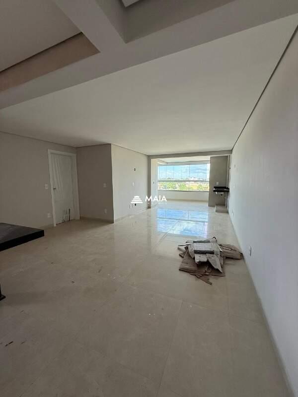 Apartamento à venda no Santa Maria: 