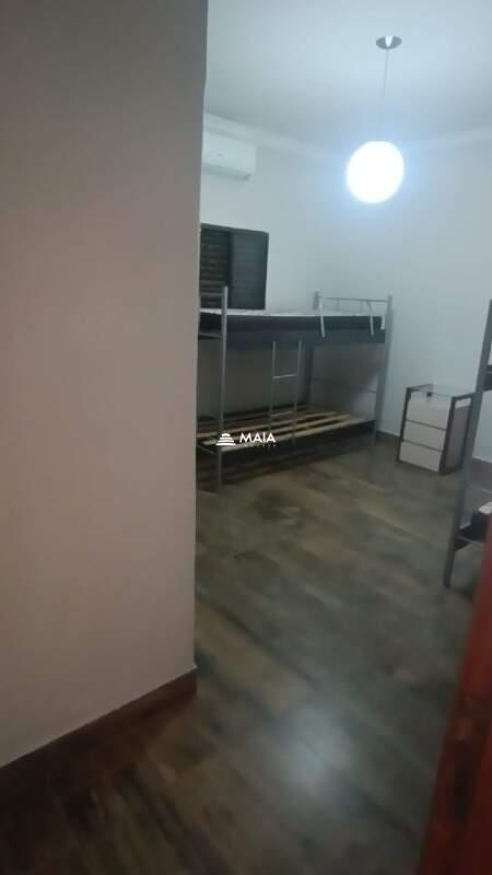 Terreno/Área à venda no Recanto das Flores: 