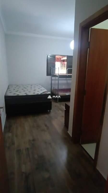 Terreno/Área à venda no Recanto das Flores: 