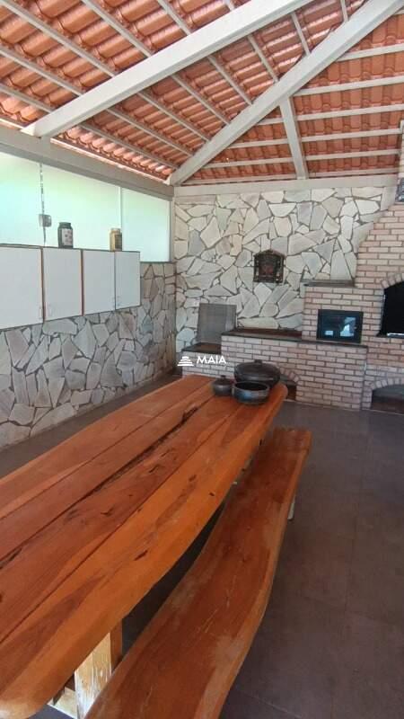 Terreno/Área à venda no Recanto das Flores: 