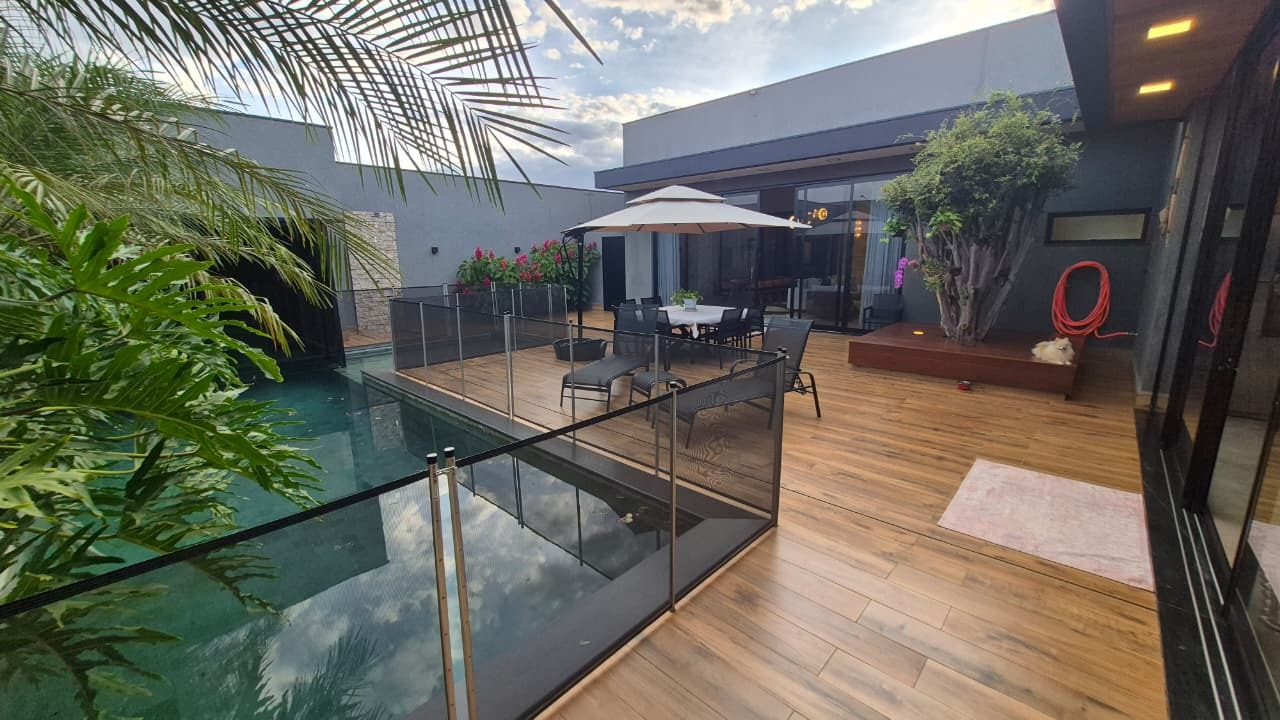 Casa de Condomínio à venda no Residencial Mário de Almeida Franco: 