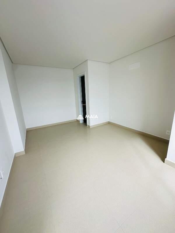 Apartamento à venda no Condomínio Portal do Lago: 