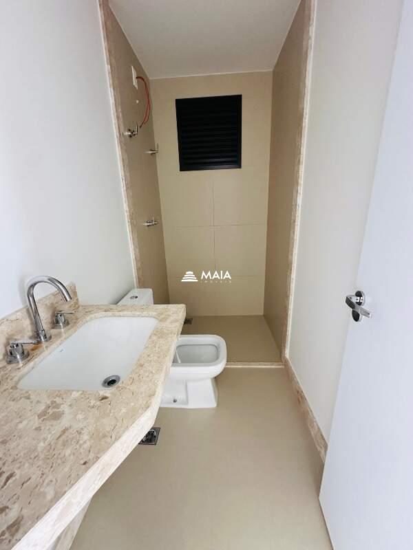 Apartamento à venda no Condomínio Portal do Lago: 