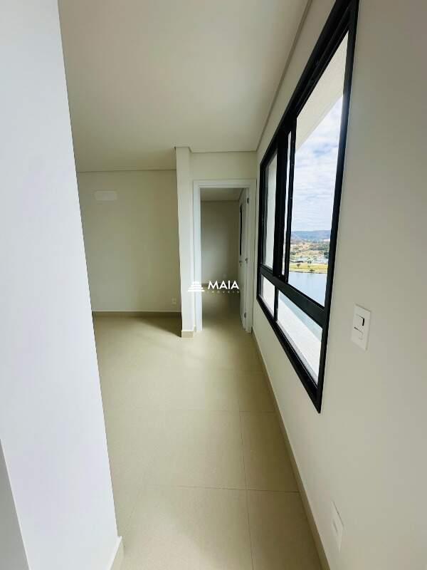 Apartamento à venda no Condomínio Portal do Lago: 