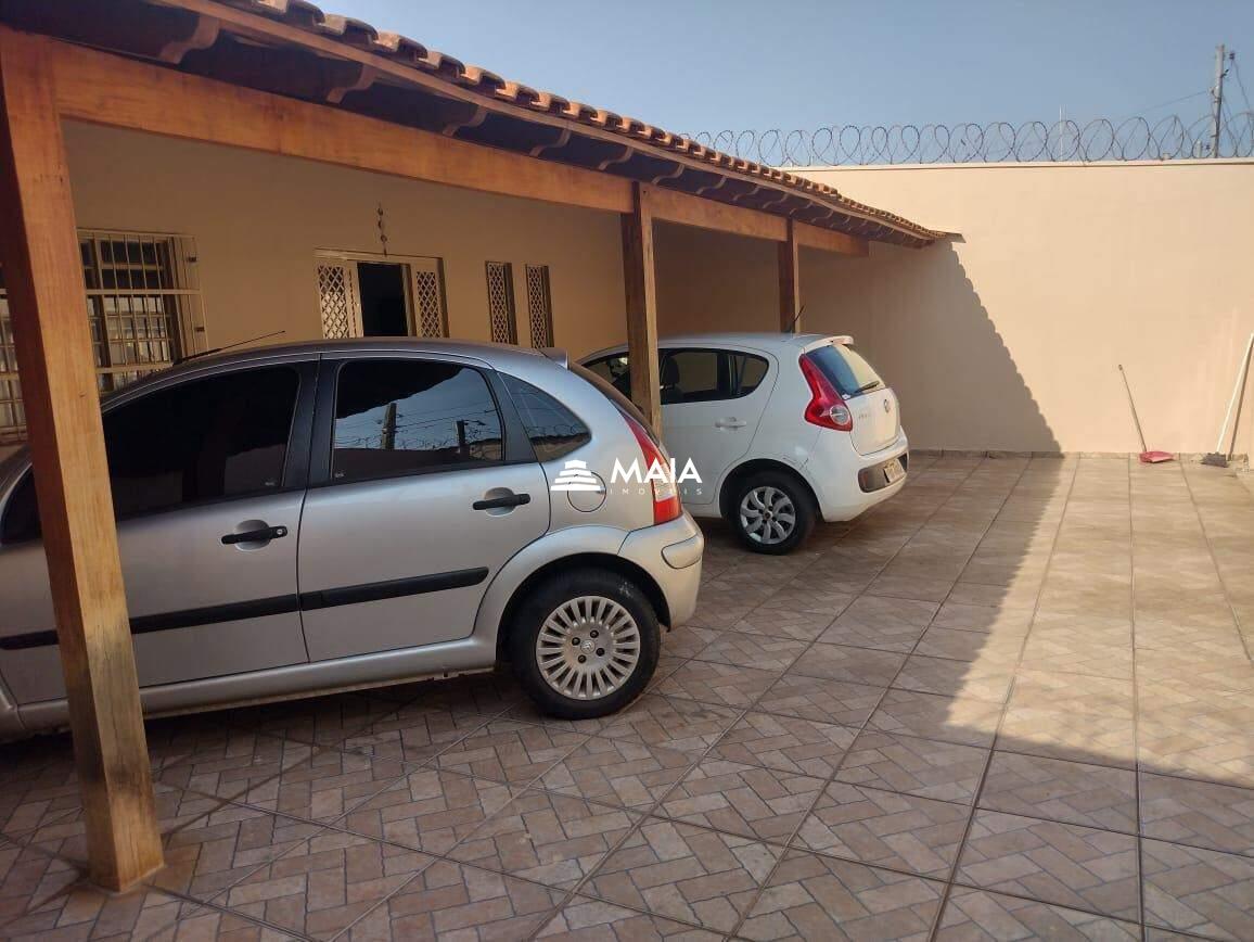 Casa à venda no Lourdes: 