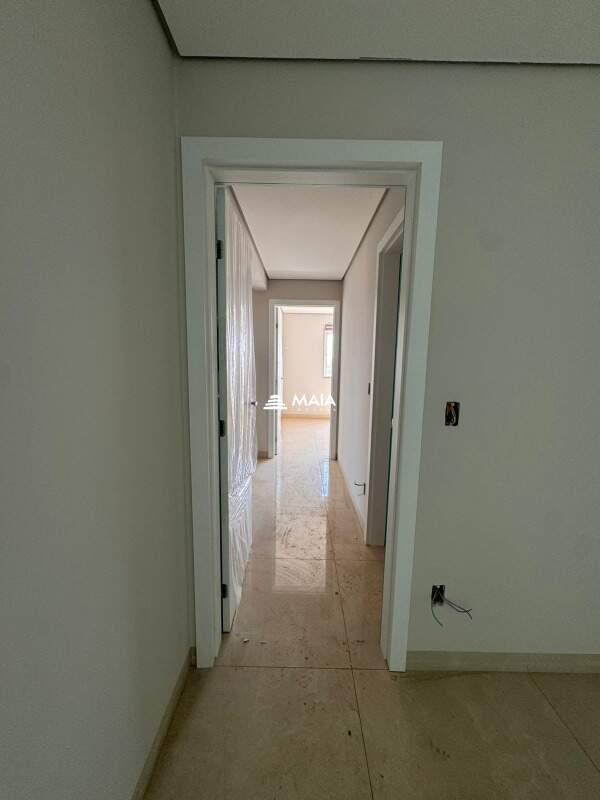 Apartamento à venda no Santa Maria: 