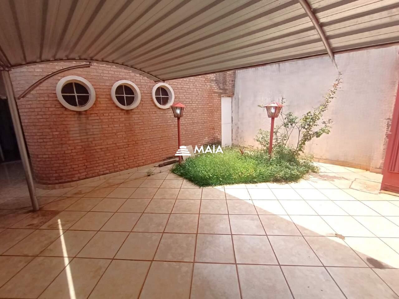 Casa à venda no Mercês: 