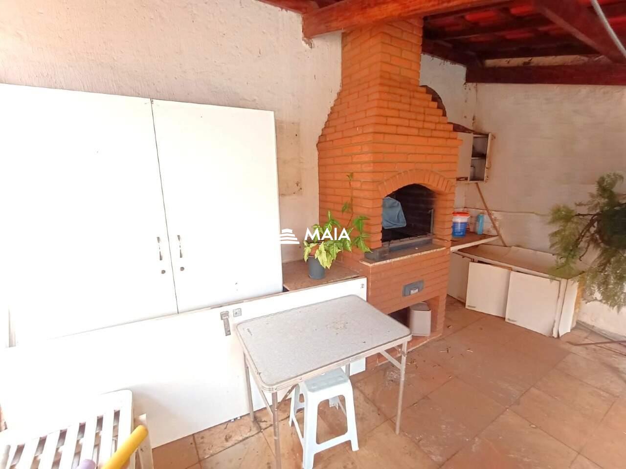 Casa à venda no Mercês: 