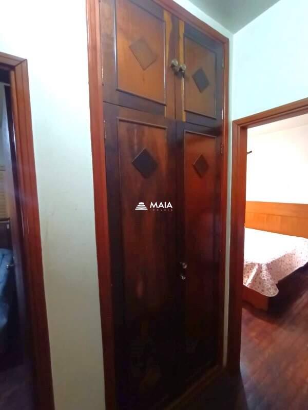 Casa à venda no Mercês: 