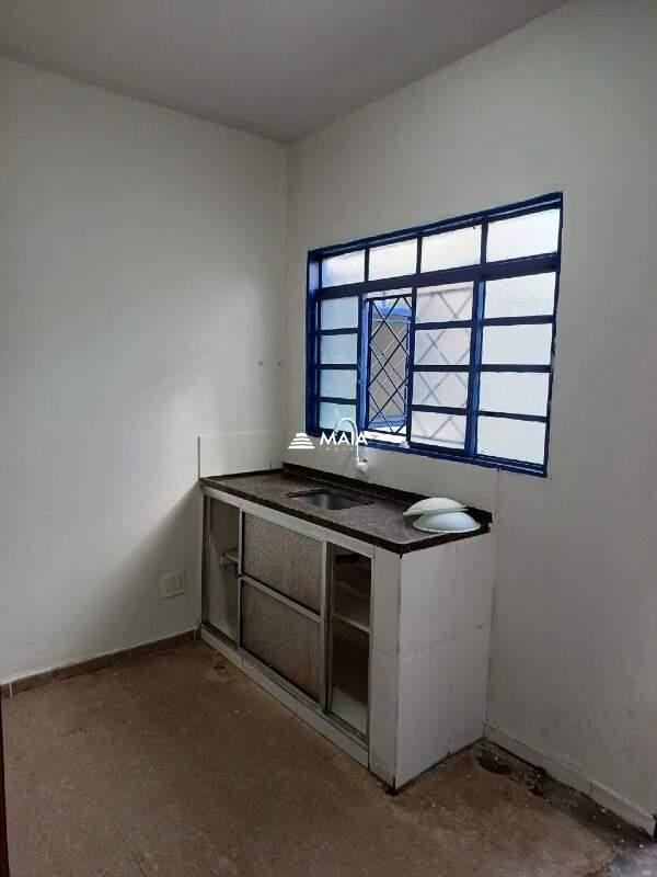 Casa à venda no Centro: 