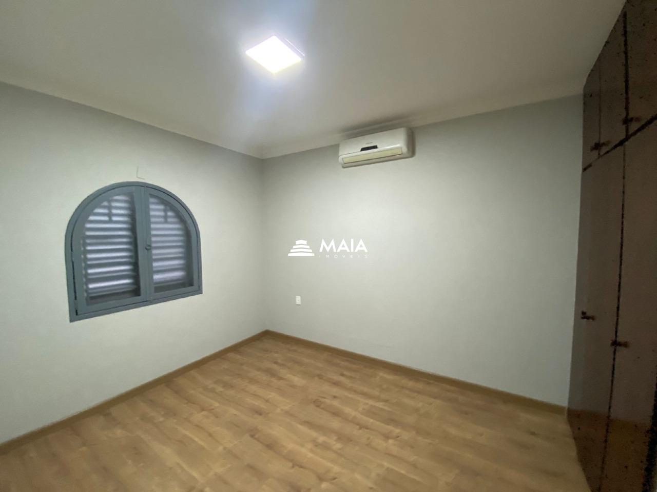 Casa à venda no Frei Eugênio: 